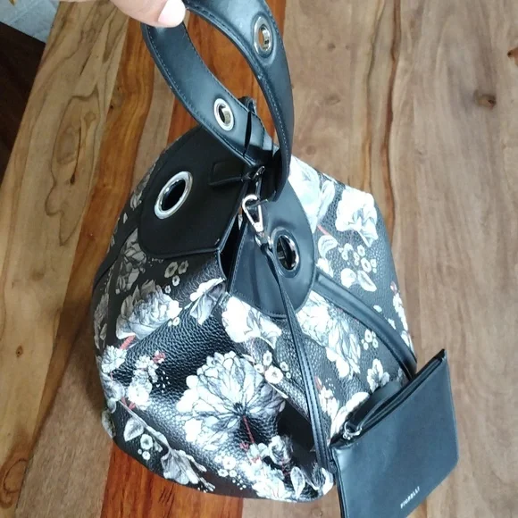 Fiorelli Bag - Picture 10 of 13